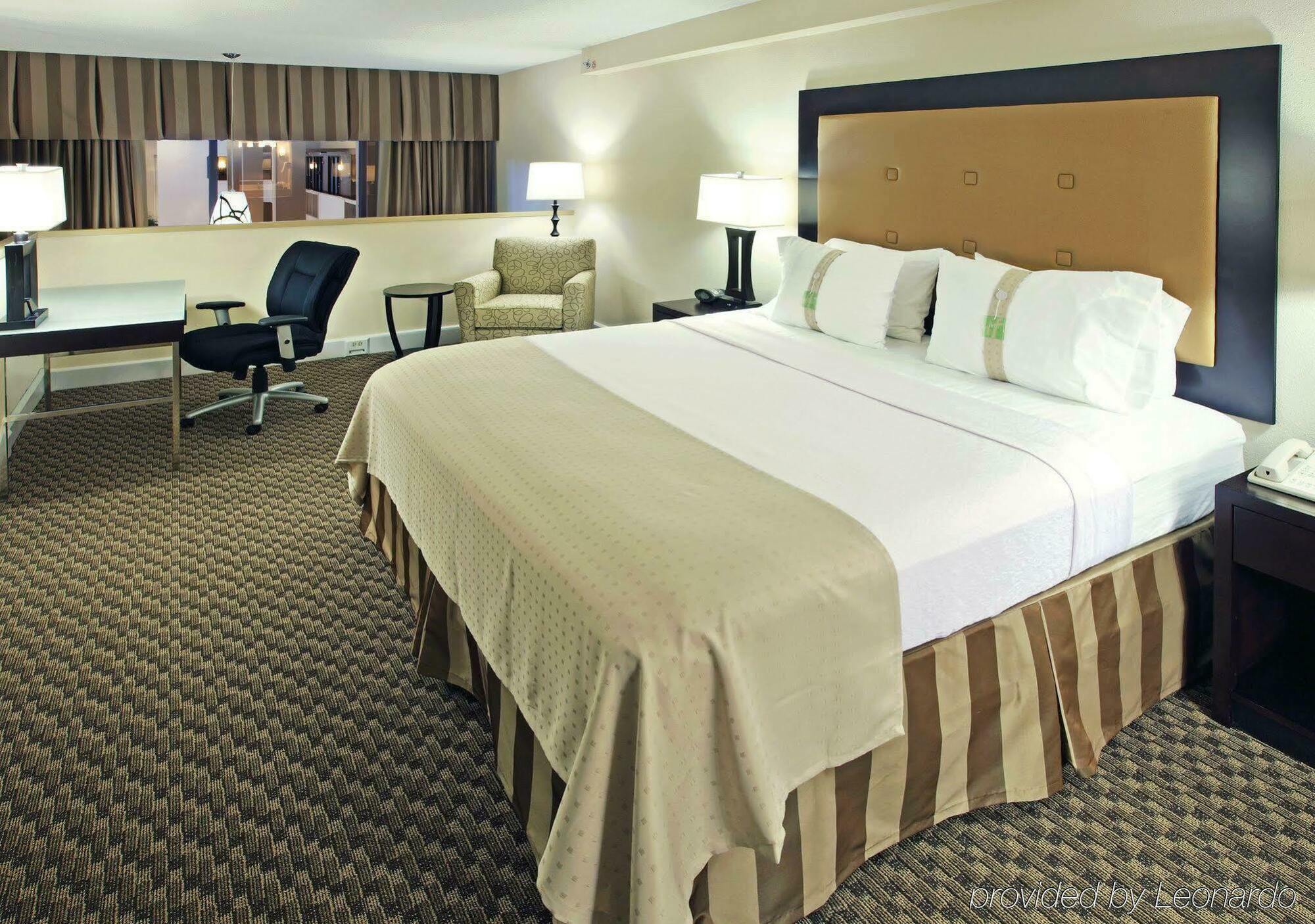 Holiday Inn Little Rock-Airport-Conference Center By Ihg Экстерьер фото